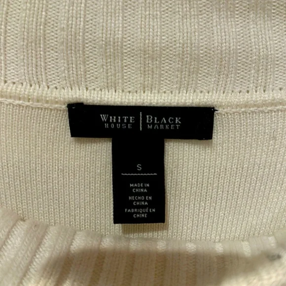 Donated. White House Black Market Scoop neck - Picture 6 of 6